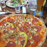 Riesenpizza im Osteria Restaurant in Hadern