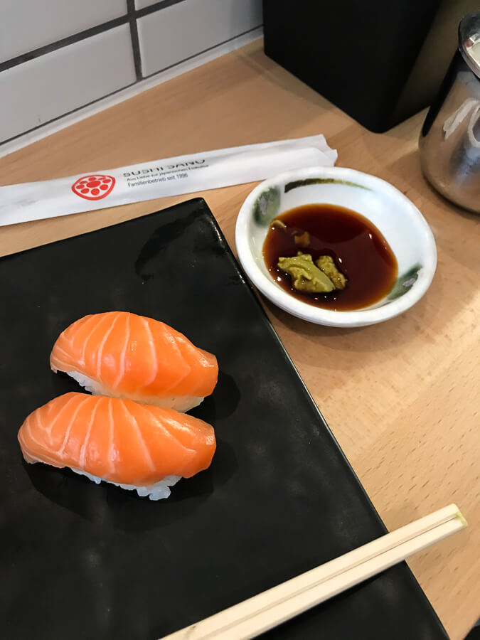 Sushi Sake (Lachs) für 1,50 Euro
